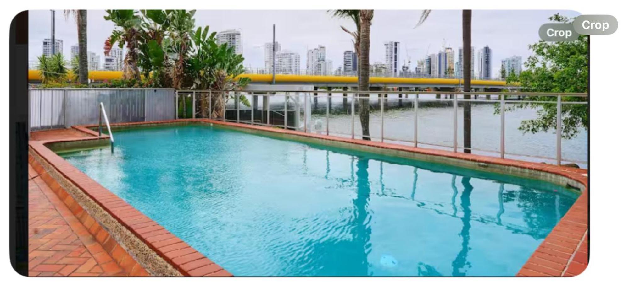 Hotel Broadwater Tower 3*